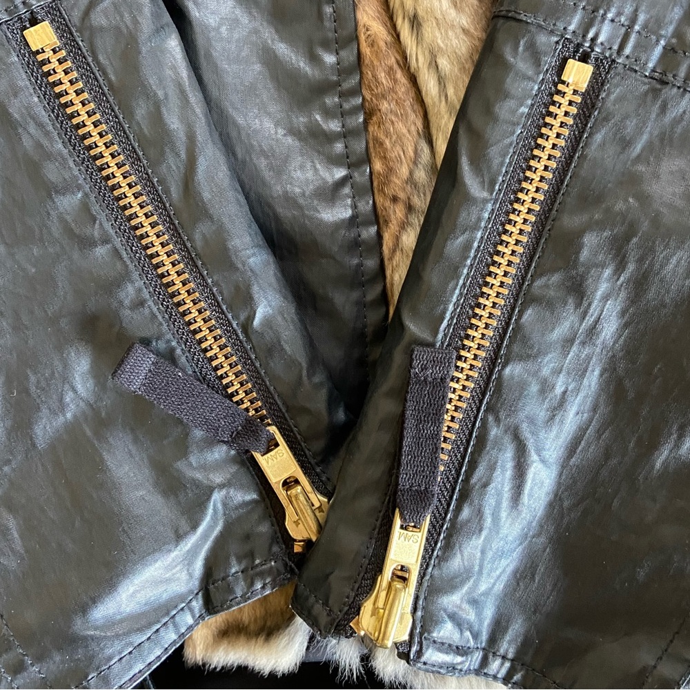 SAM. New York Jacket - Picture 3 of 9
